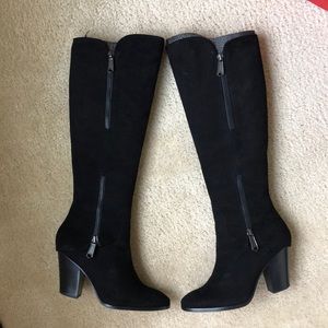 Donald Pliner Black Suede Boots
